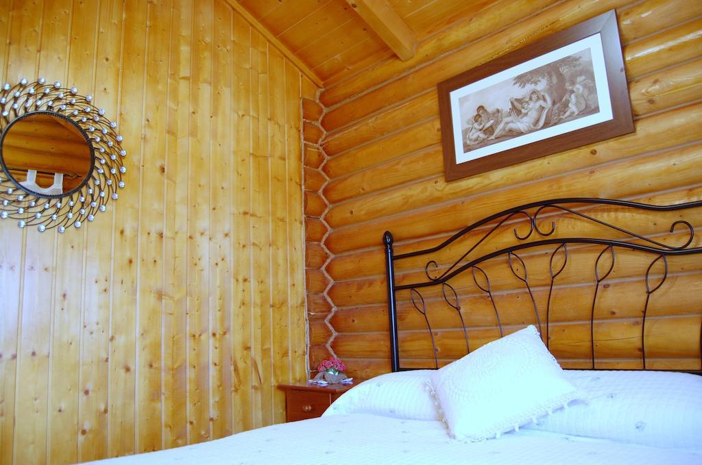 Casas Rurales Villa Pereza Casas De Los Pinos Eksteriør bilde
